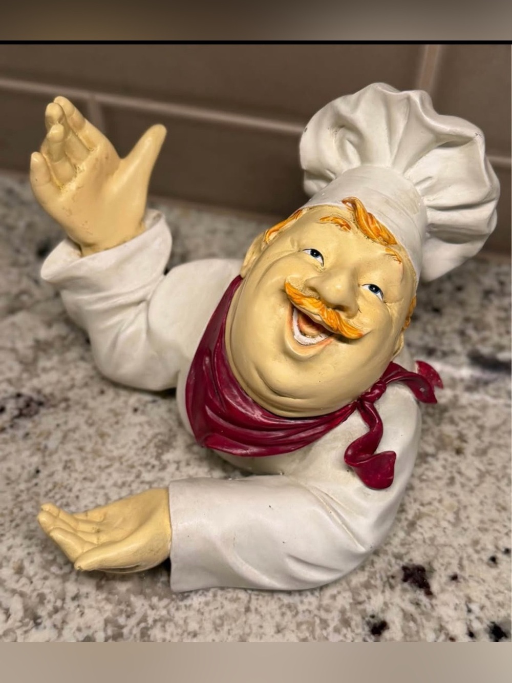 Vintage Chef Wine Bottle Holder Resin Italian Kitchen Bar Decor